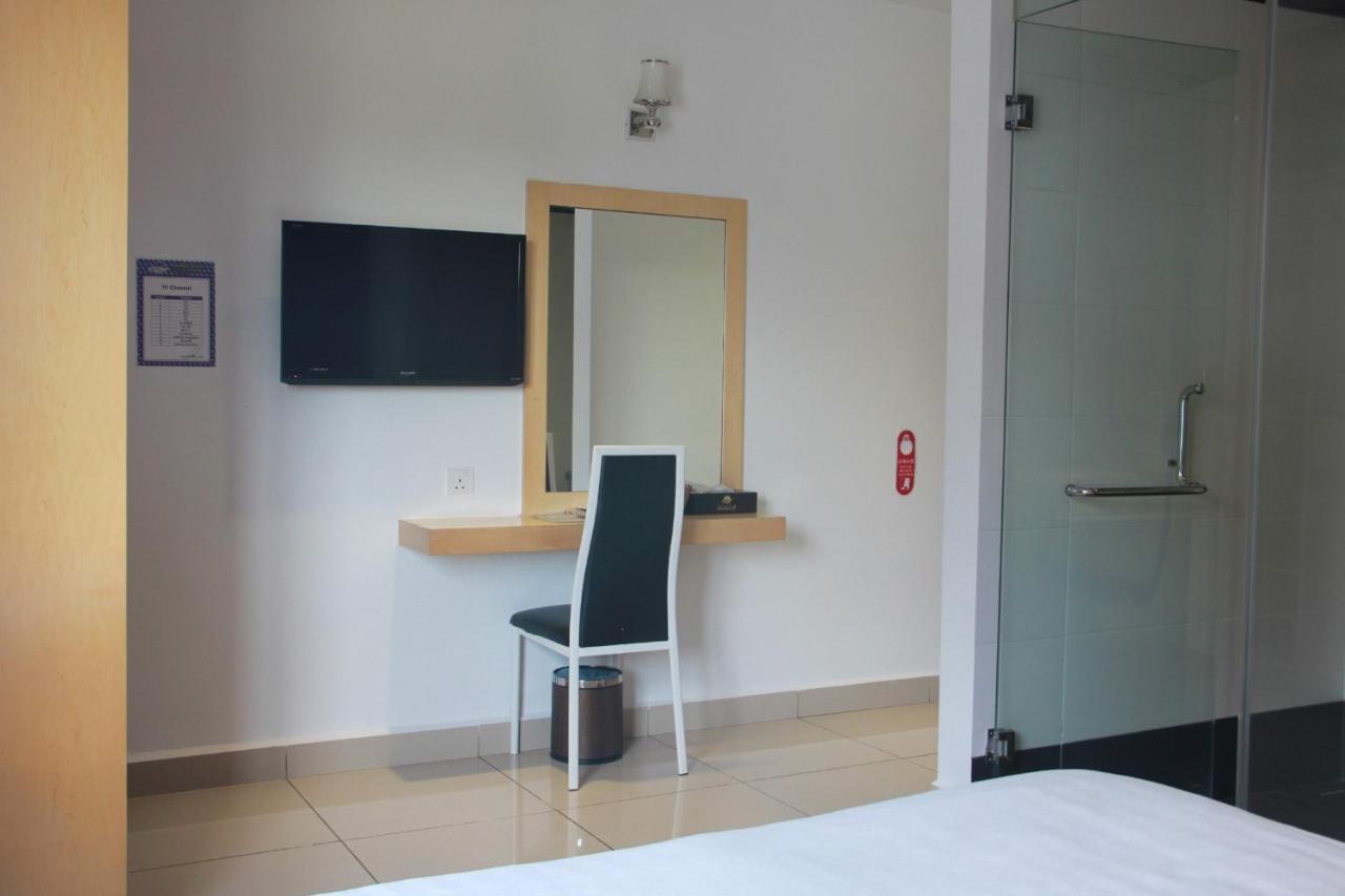 East Sun Hotel Sekinchan Dış mekan fotoğraf